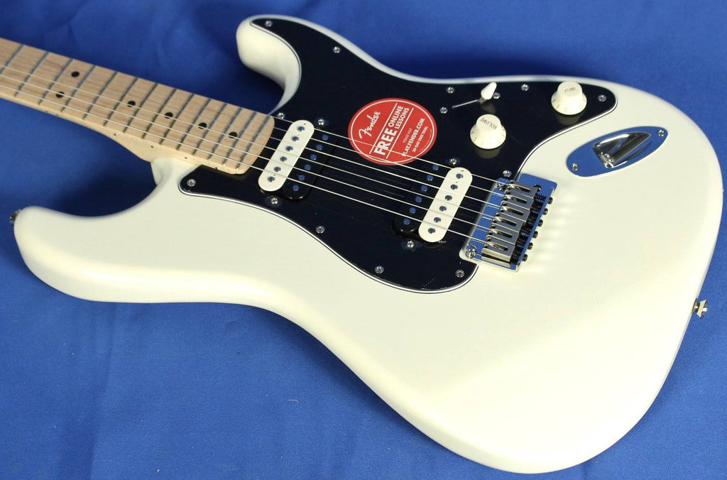 Pearl White Stratocaster HH Electric Guitar U72635