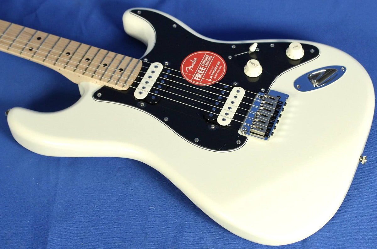 Pearl White Stratocaster HH Electric Guitar U72635