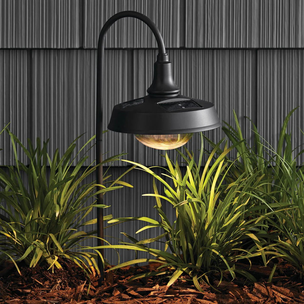 Matte Black Metal Solar Powered LED Landscape Walkway Light Z351990