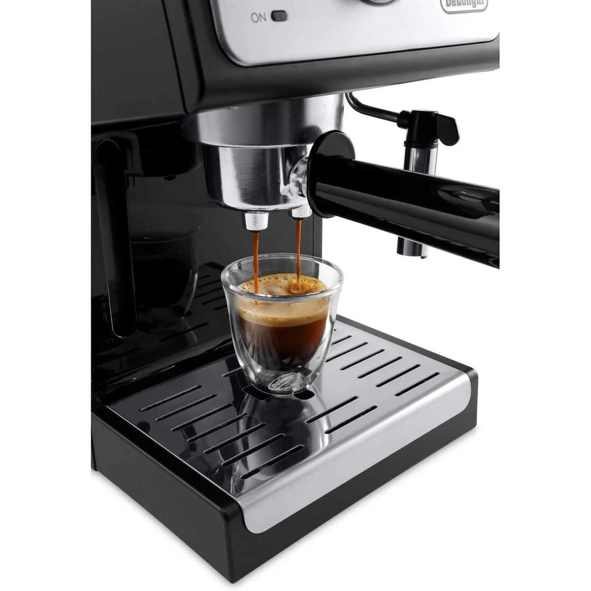 15-Bar Pump Espresso and Cappuccino Machine U8387