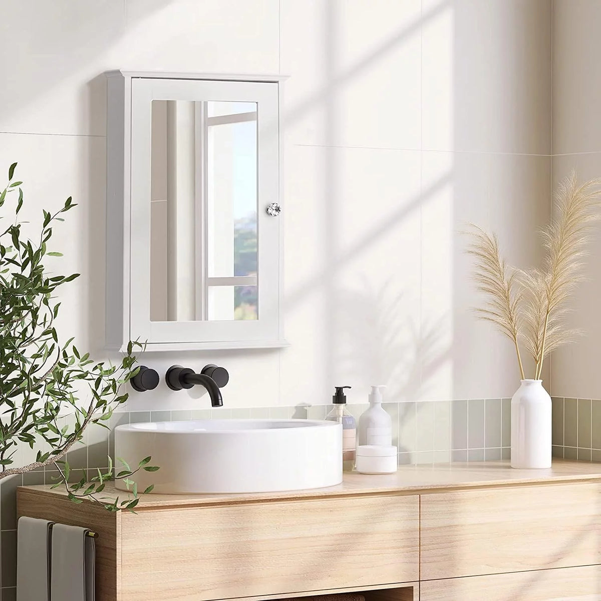Wall Mount Mirrored Medicine Cabinet with Single Door and Adjustable Shelves White H971611