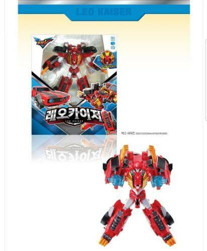 Red Sports Car Transformer King Robot V6497