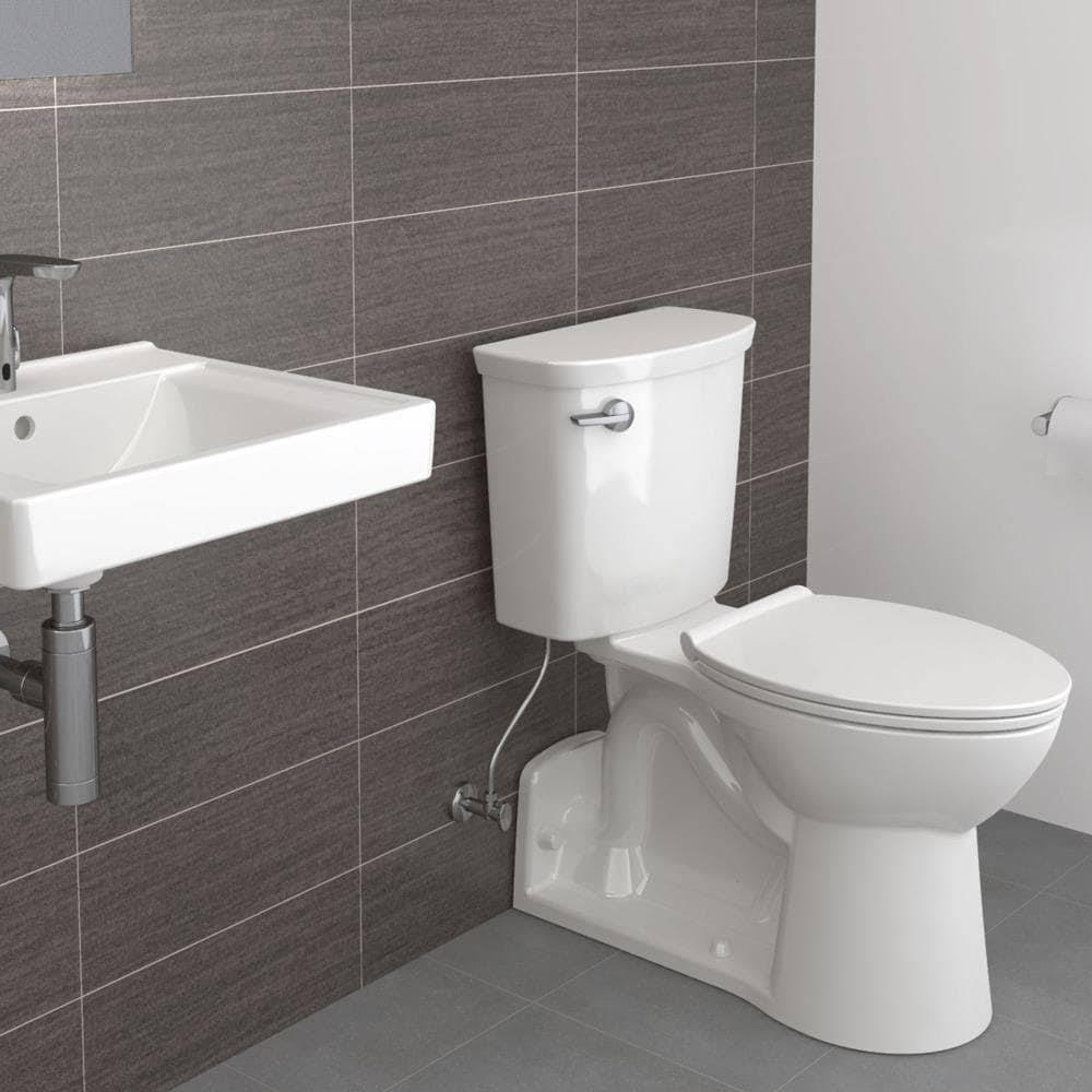 White Toilet Tank S83674