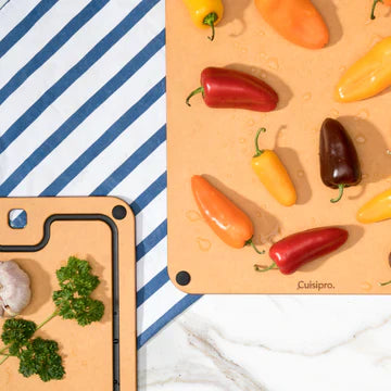 Wood Board with Silicone Feet Q8709