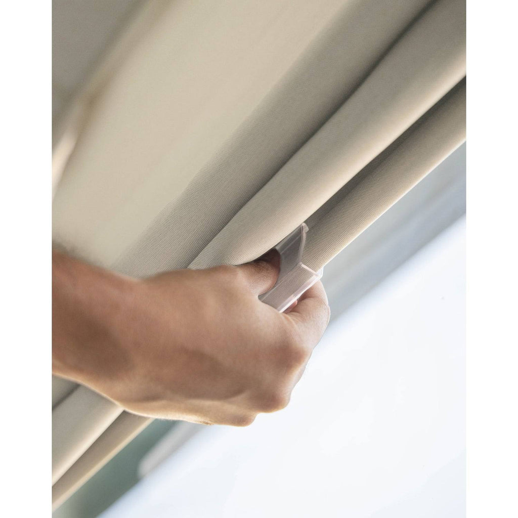 Blackout Cordless Roman Shades M640911