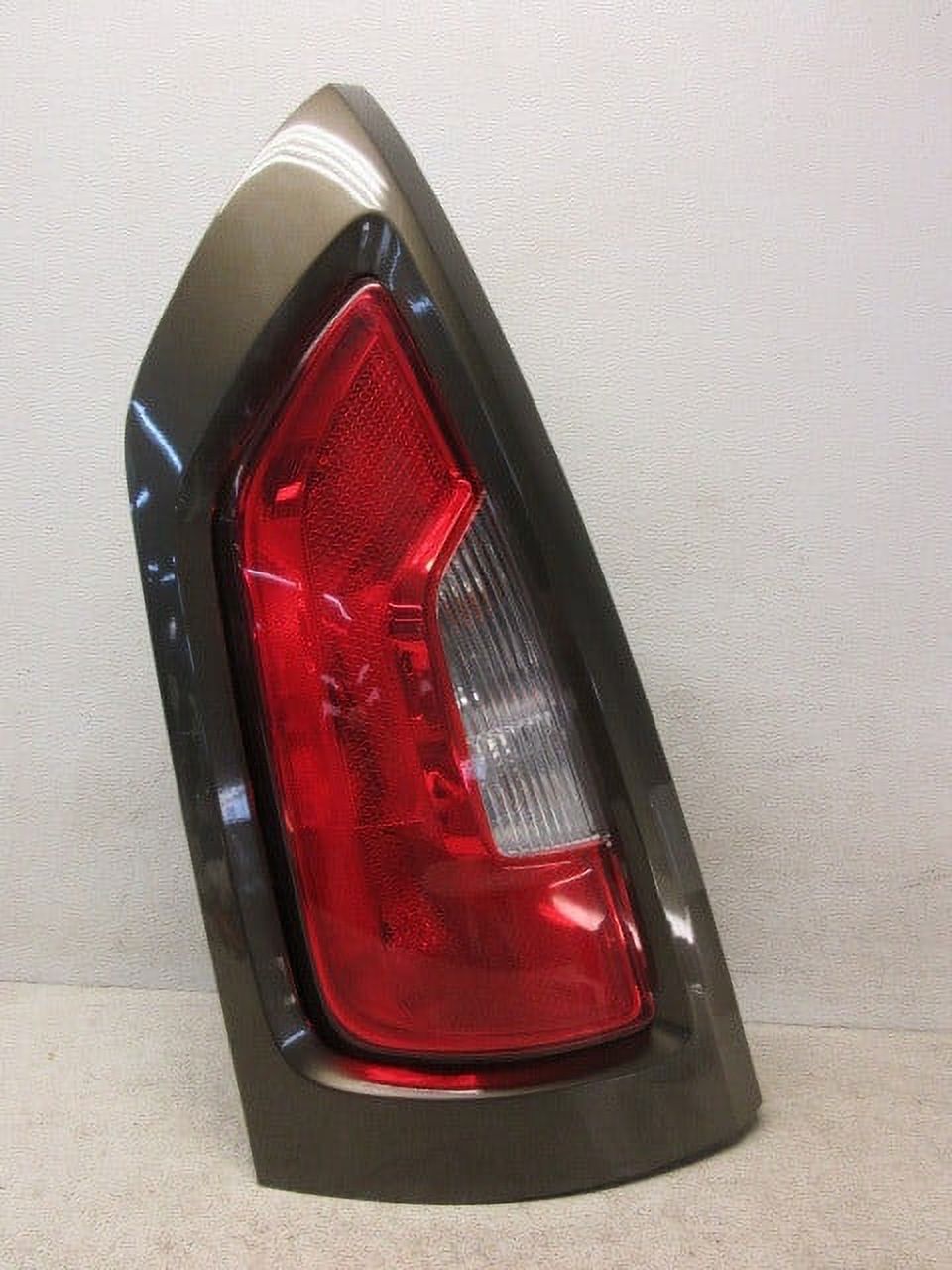 Pre-Owned Kia Soul Driver LH Tail Lamp Assembly R2776
