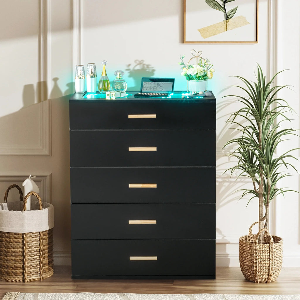 Black 5 Drawer Wood Dresser C549700