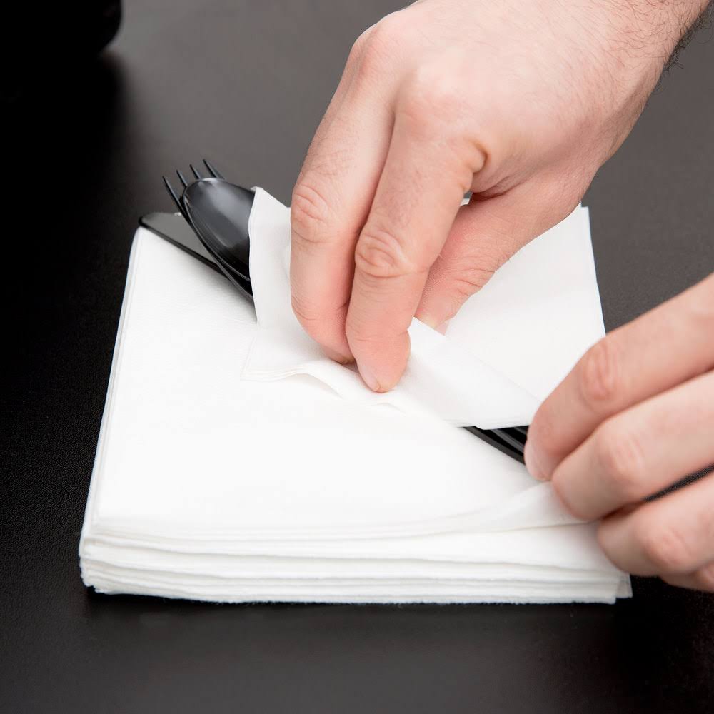 12x22 x 12x22 1/4 Fold White Premium Luncheon Napkin - 6000/Case E5754